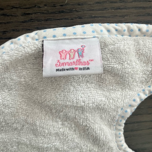 3Marthas Seersucker Bunny Baby Bib - Picture 3 of 4